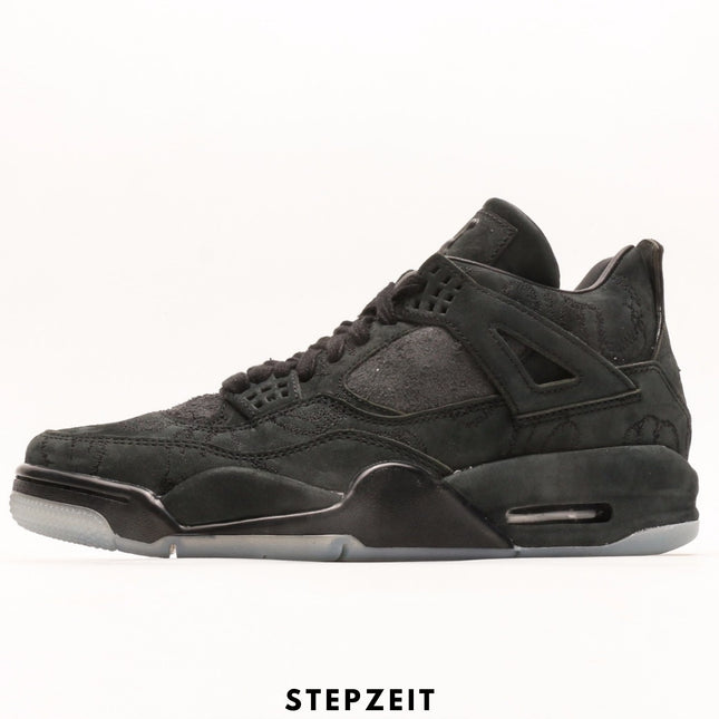 Air Jordan 4 X Kaws