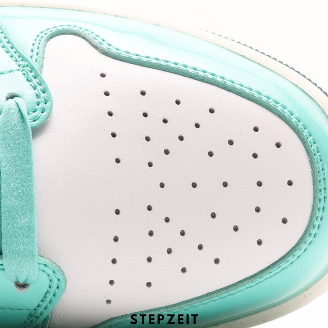 Air Jordan 1 Mid Bleached Turquoise